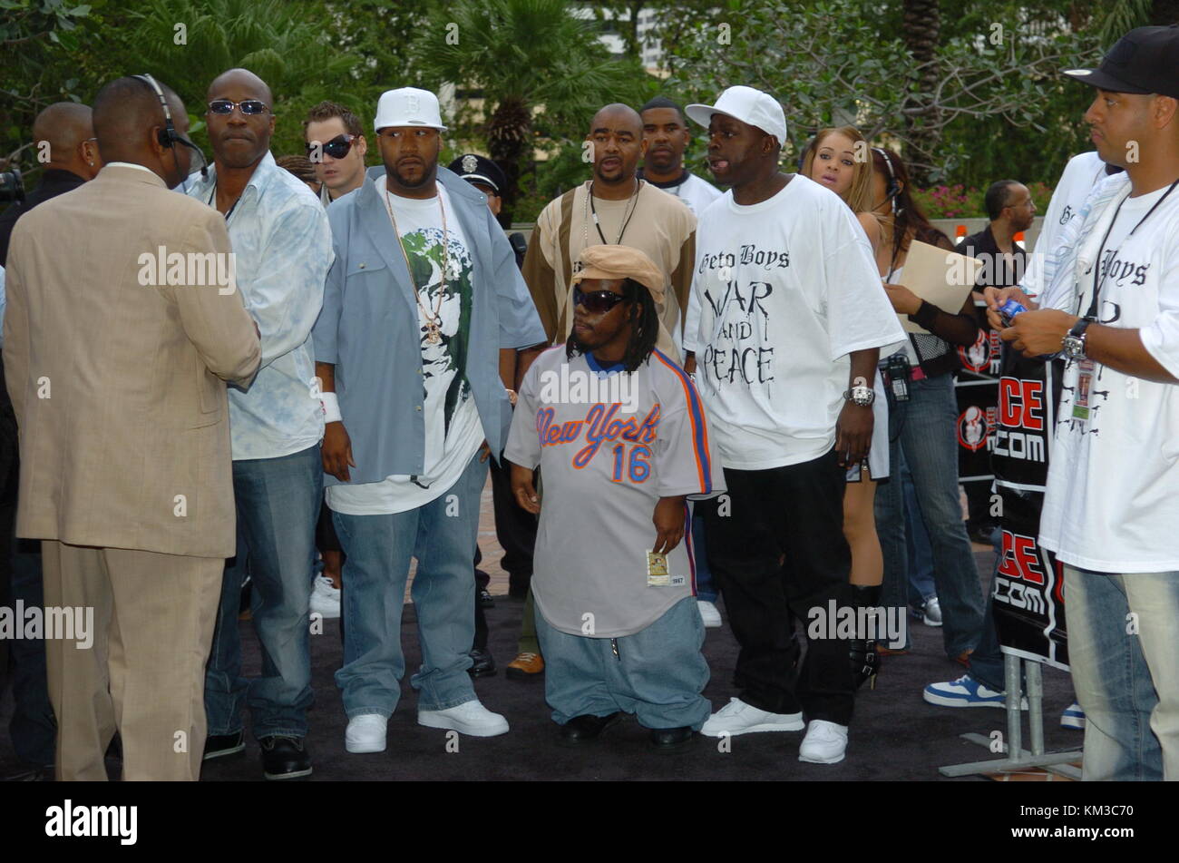 MIAMI - OCTOBER 10: Bushwick Bill arrives at the 2004 Source Hip-Hop ...
