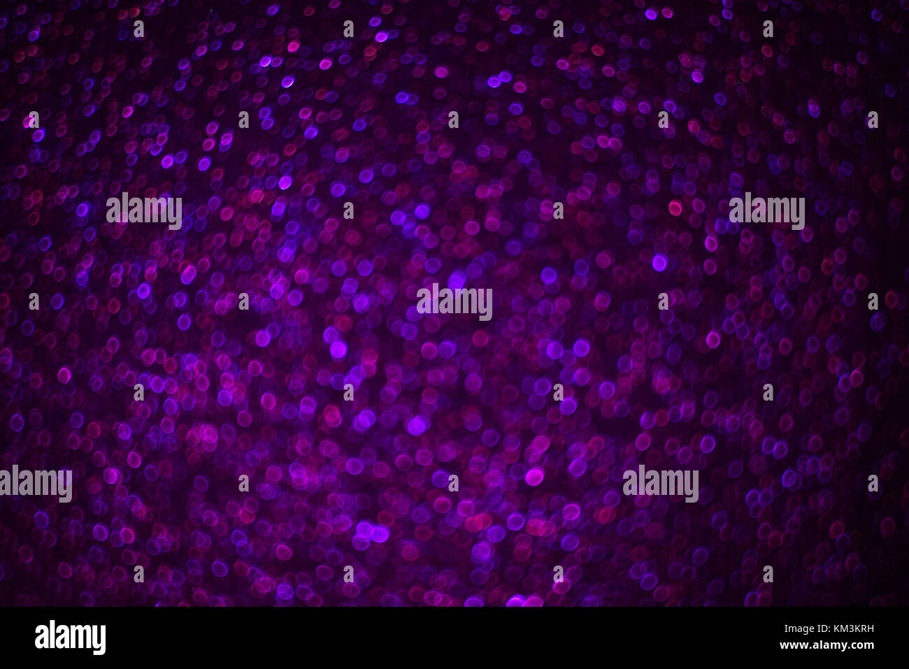 Purple backdrops hi-res stock photography and images - Alamy