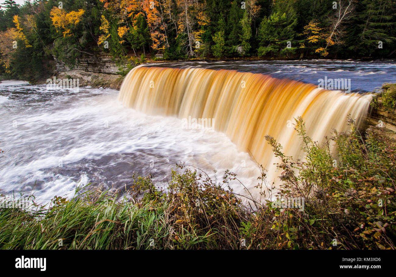 Tahquamenon Falls State Park Stock Photos & Tahquamenon ...