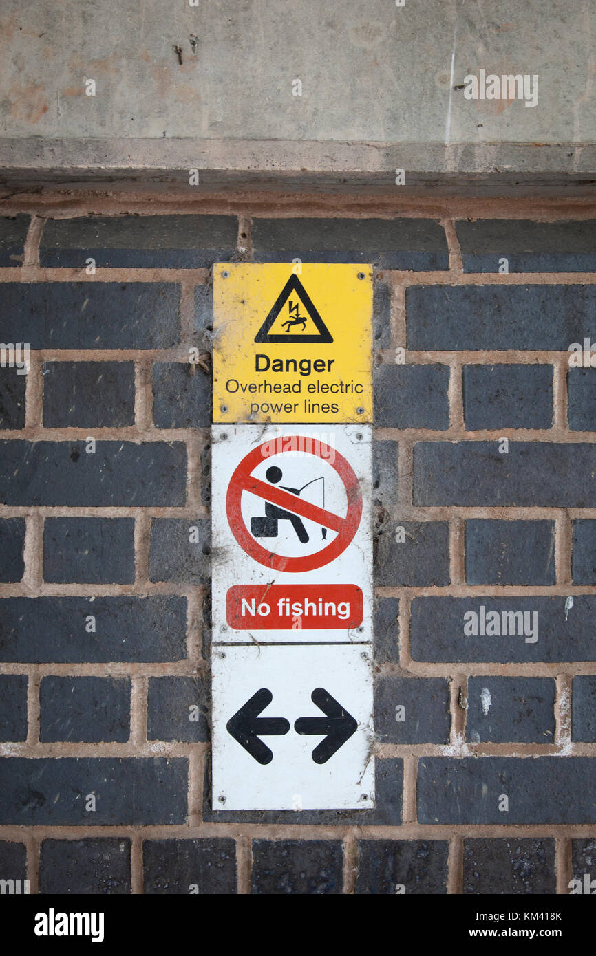 Warning danger sign fishing hi-res stock photography and images - Alamy
