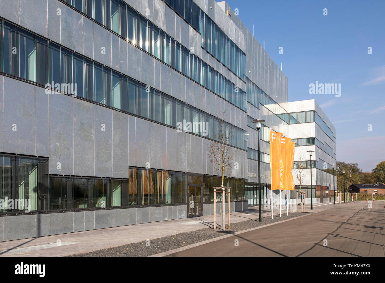 New building of the Folkwang University of the Arts, on the grounds of the Zeche Zollverein colliery in Essen, Germany Stock Photo