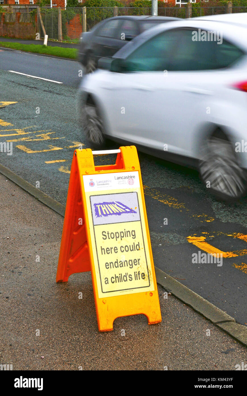 School keep clear sign hires stock photography and images Alamy