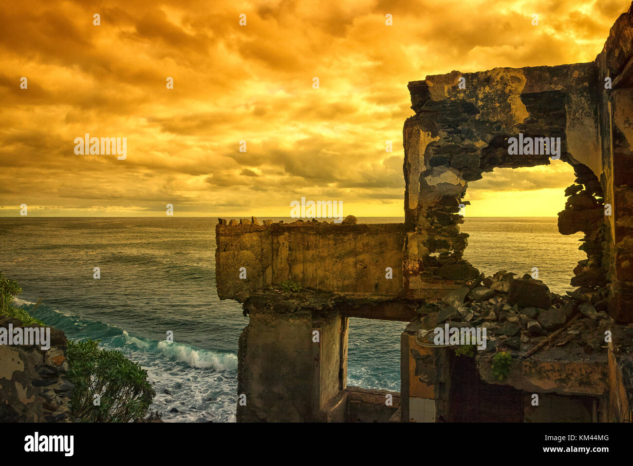 Ruin in front of Atlantic Ocean (HDR) Stock Photo
