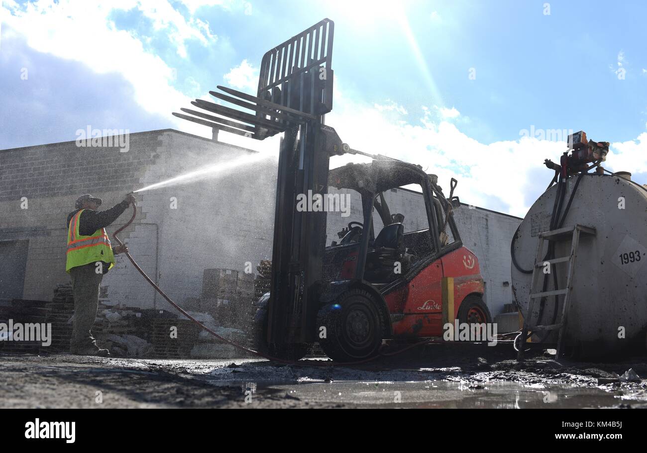 The forklift Linde H45 of Linde Material Handling GmbH, a company of