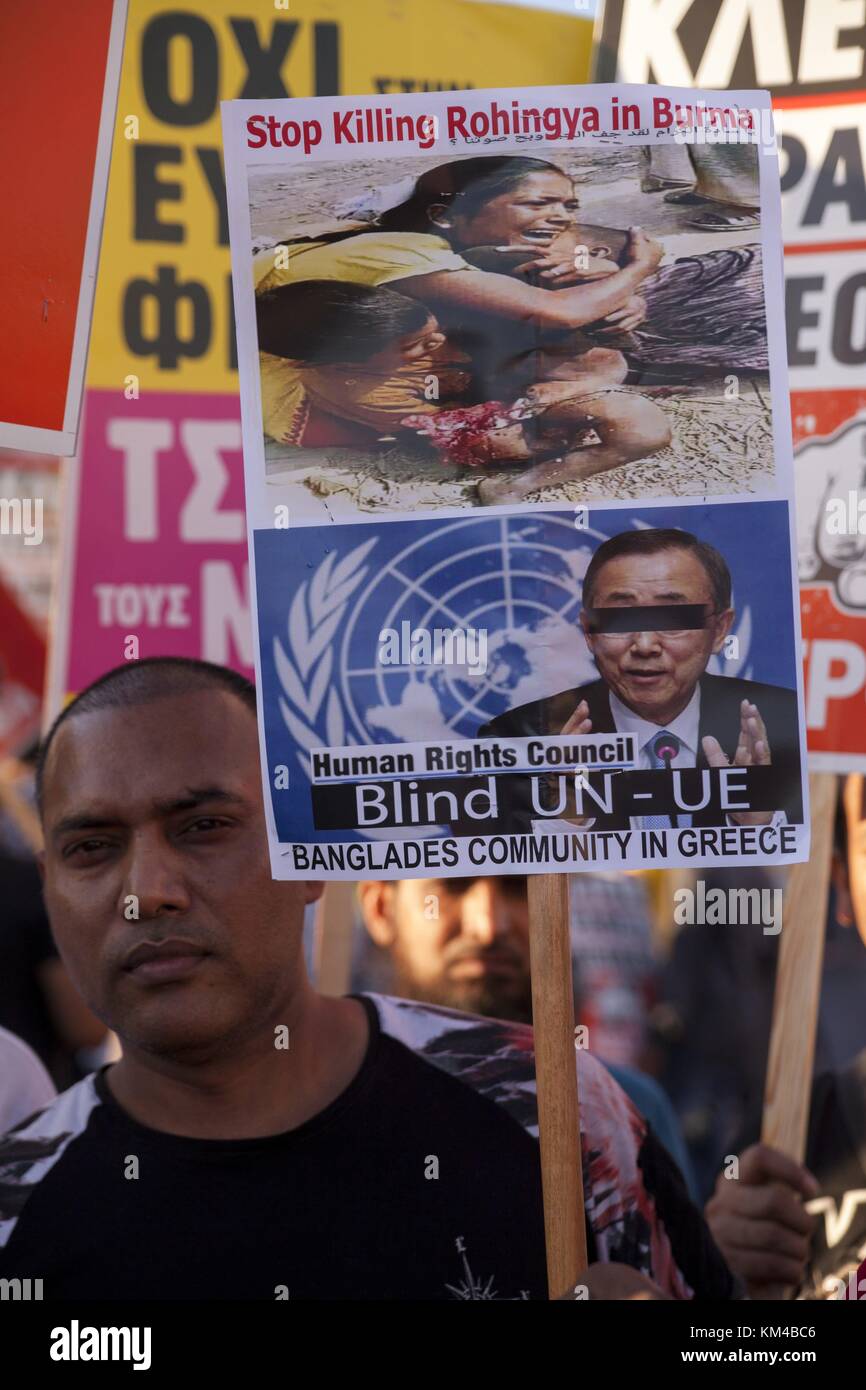 Bangladeshi with sign against killing of Rohingya in Myanmar, against 'blind' UNHRC. 16.09.2017 | usage worldwide Stock Photo