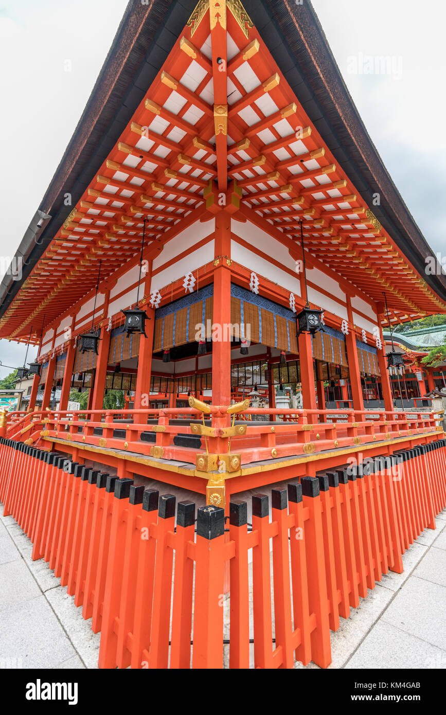 Corner view of Ge-haiden (Outer worship hall) at Fushimi Inari Taisha Shinto shrine, Fushimi-ku, Kyoto Stock Photo
