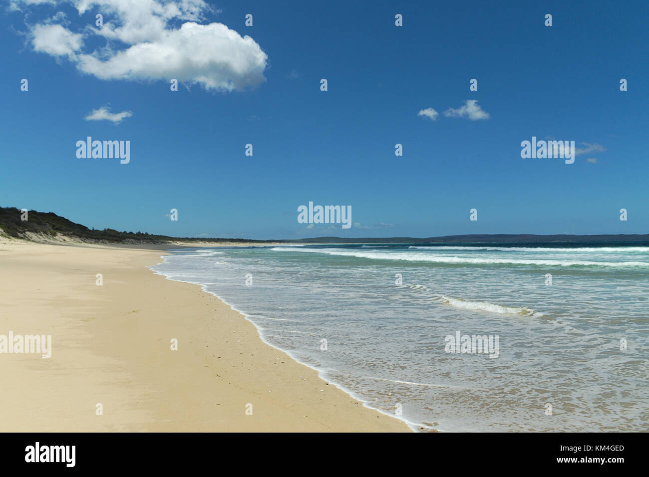 Bherwerre Beach in Booderee National Park, Jervis Bay Stock Photo - Alamy