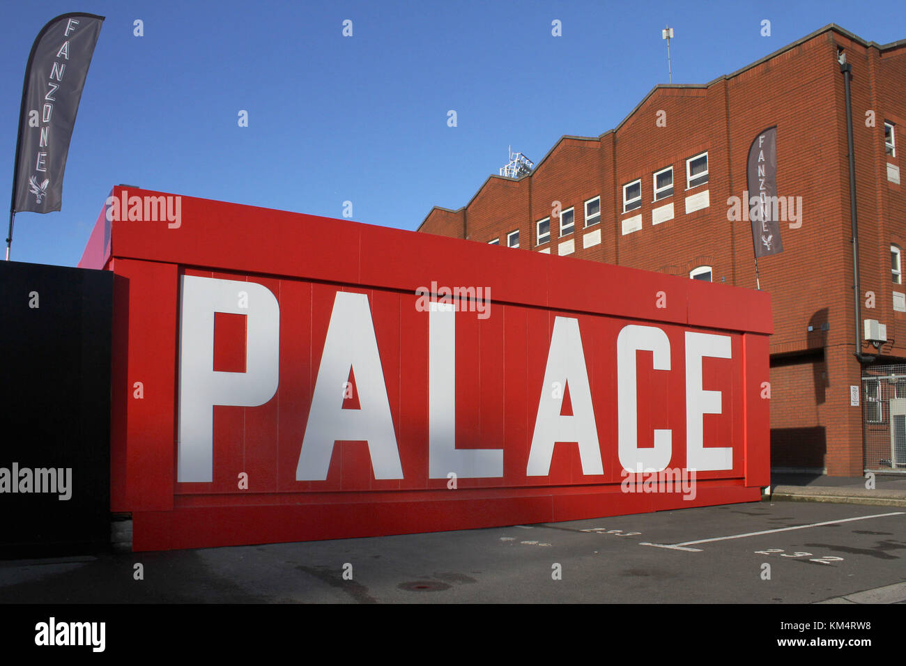 Crystal palace selhurst park hires stock photography and images Alamy