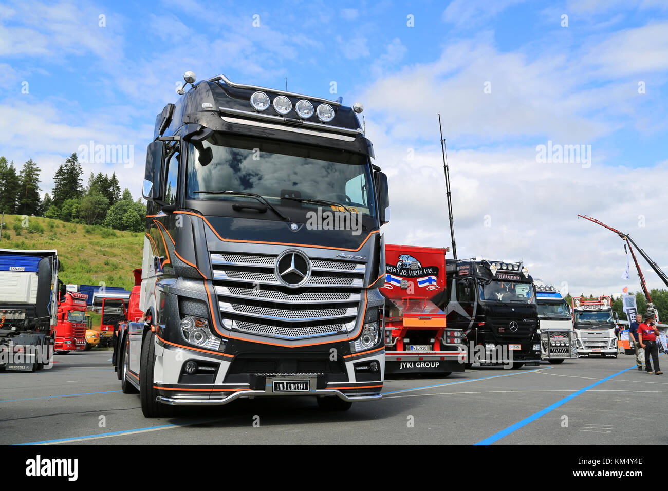 New actros hi-res stock photography and images - Alamy