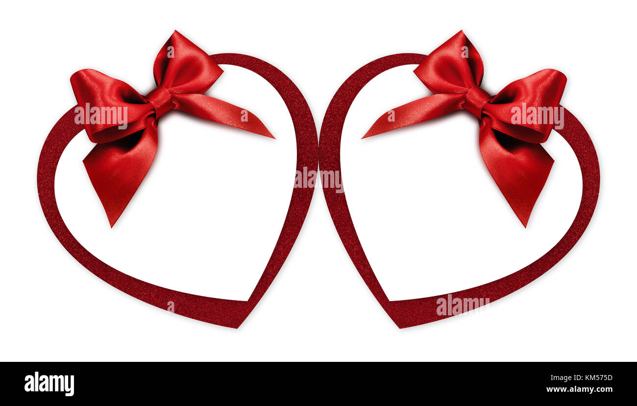 valentine heart shape gift card with red ribbon bow Isolated on white ...