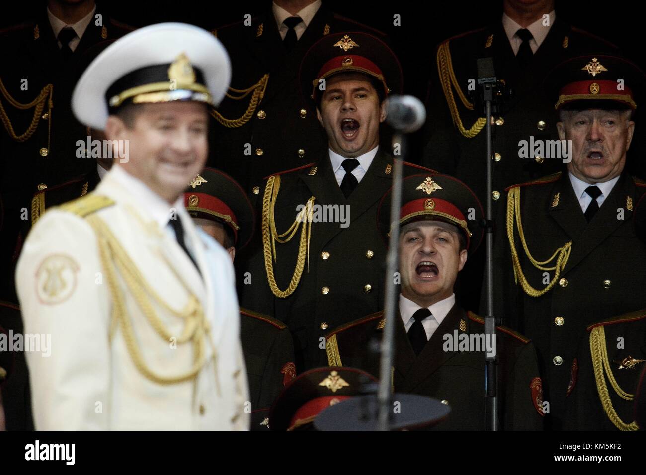 Stadium chorus hires stock photography and images Alamy