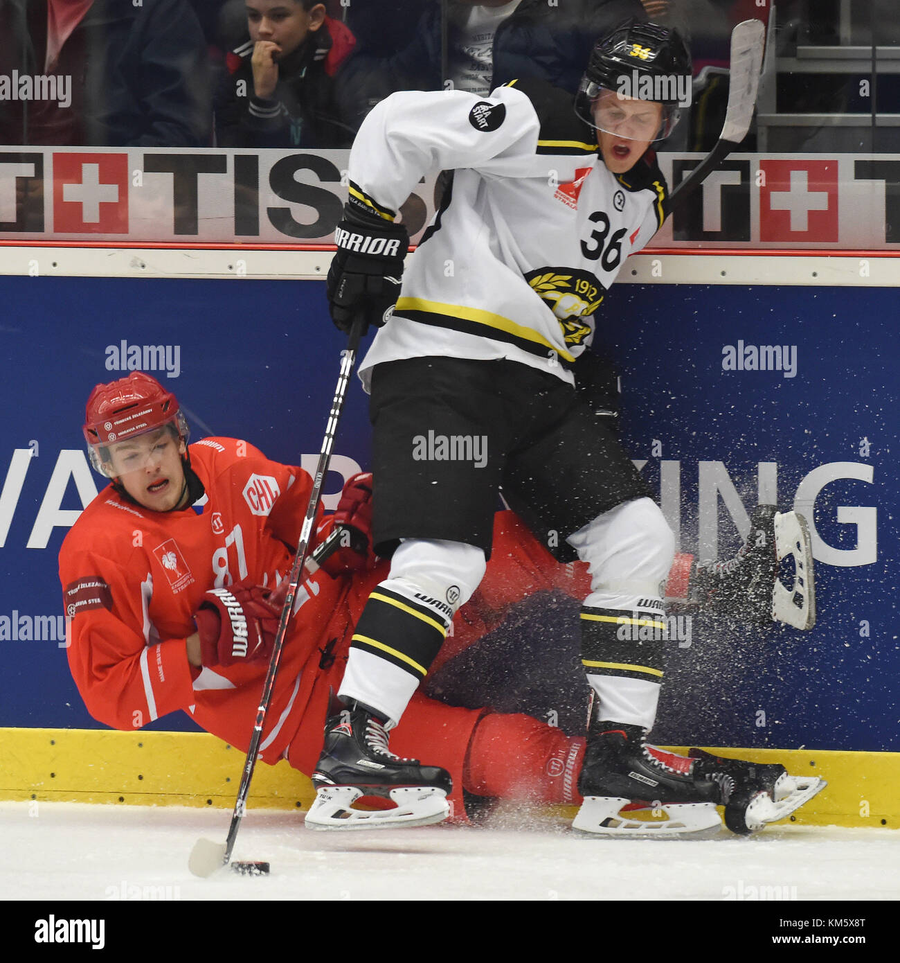 Michal Kovarcik of Trinec, left, and Linus Olund of Brynas in action ...