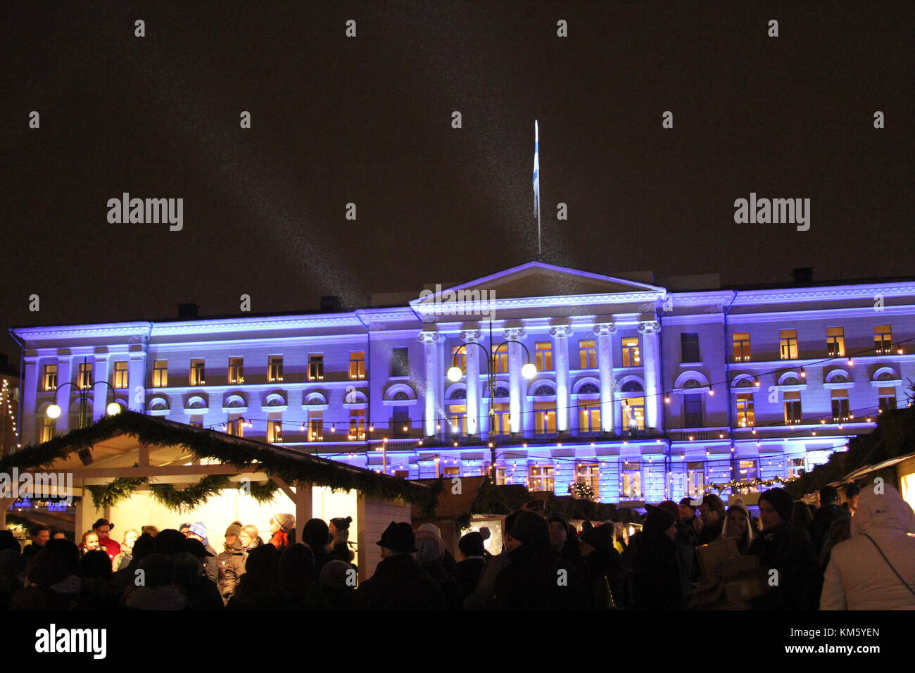Senate Square, Helsinki, Finland. 05th Dec, 2017. Blue and white illumination celebrates Finland's 100 years of independence on 6th December. Credit: Heini Kettunen/Alamy Live News Stock Photo