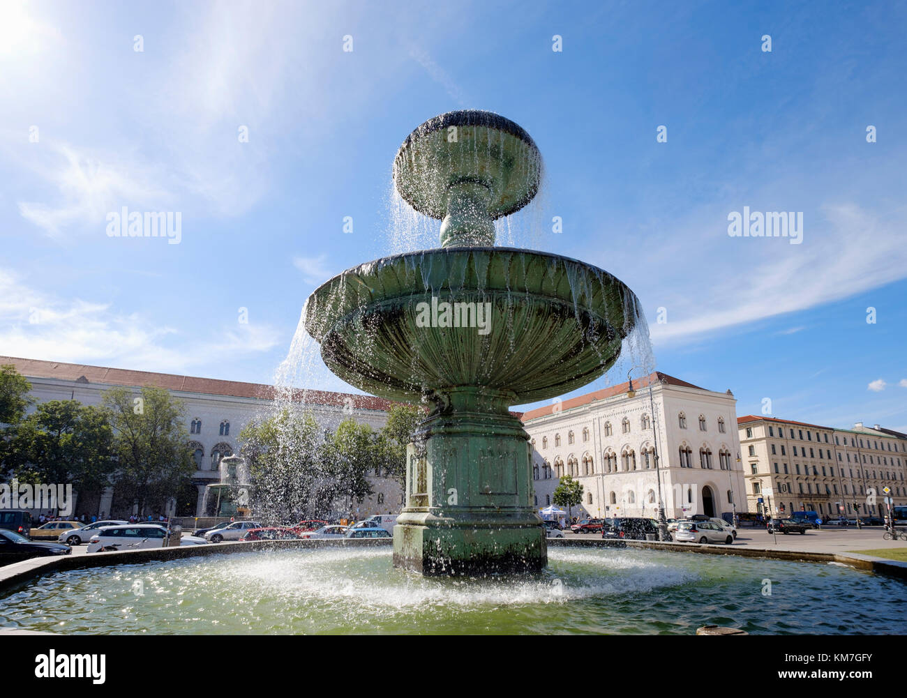 Brunnen vor Ludwig-Maximilians-Universität, LMU, Professor-Huber-Platz, Maxvorstadt, München, Oberbayern, Bayern, Deutschland Stock Photo