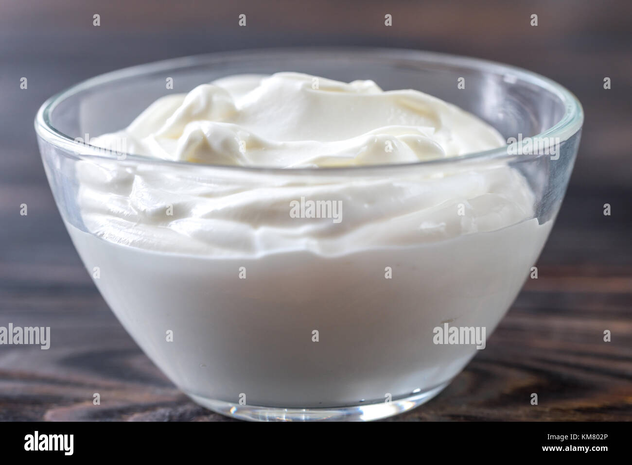 Bowl of Greek yogurt Stock Photo - Alamy