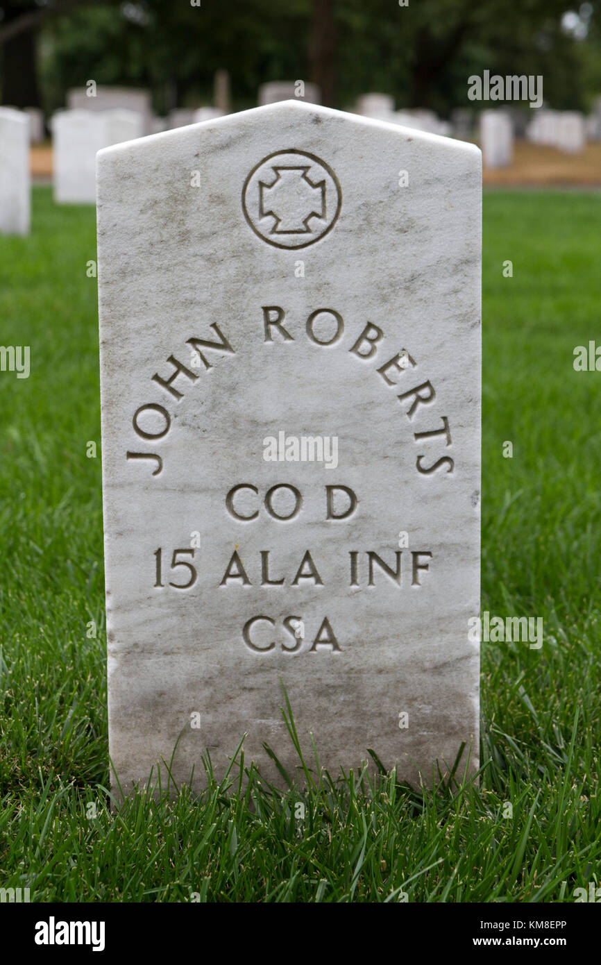 Grave of a Confederate soldier located beside the Confederate Memorial, Arlington Cemetery, Virginia, United States. Stock Photo