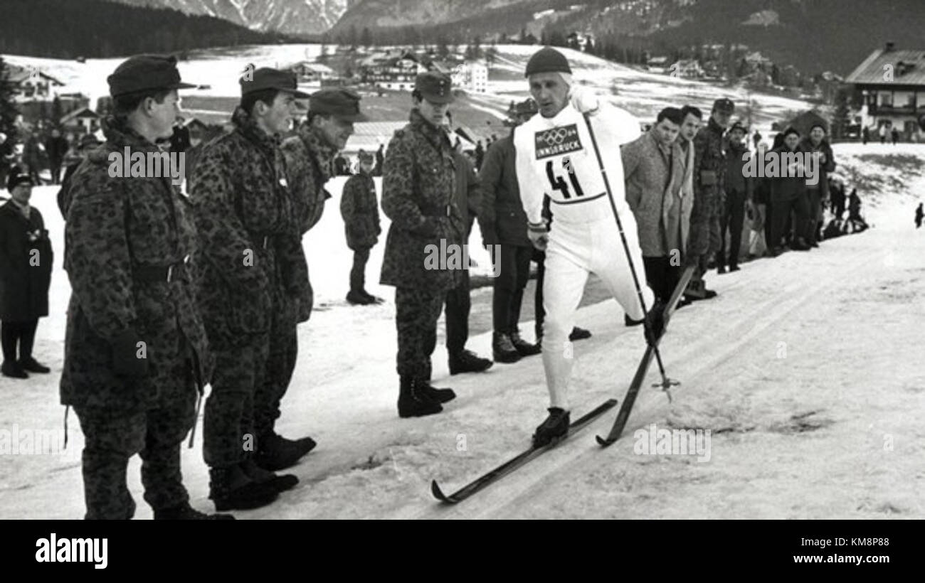 эмблема зимней олимпиады 1964 инсбрук. олимпийские игры в инсбруке 1964. зимние олимпийские игры 1964. олимпийские игры в токио 1964. инсбрук 1964 олимпиада.