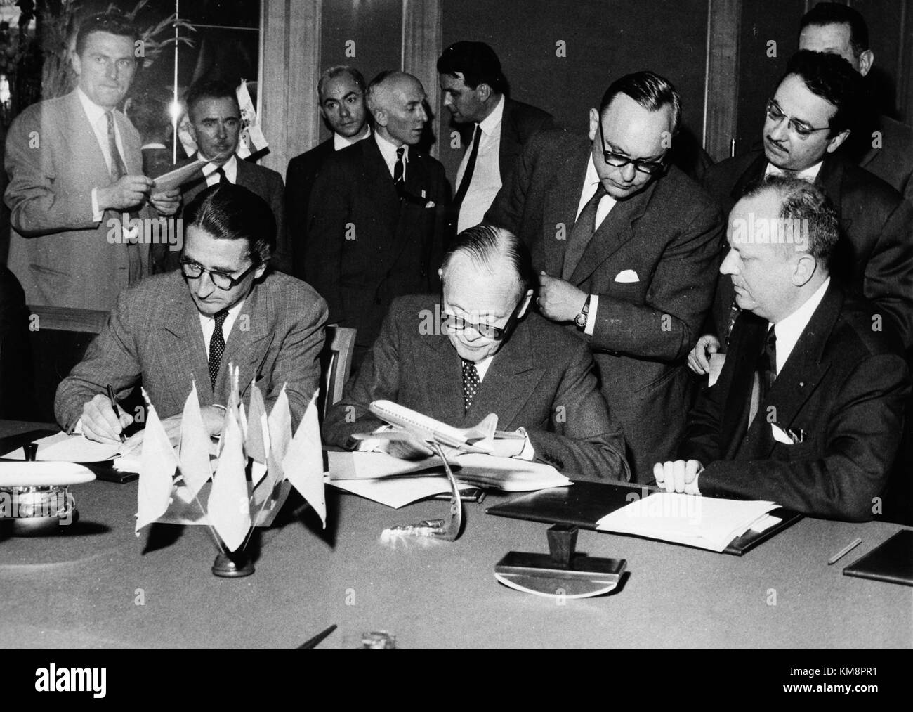 The SAS Carvelle SE 210 is a model of a mid-20th century commercial airplane, known for its advanced jet technology and sleek design. It was part of the Scandinavian Airlines System (SAS) fleet and was used primarily for international flights. Stock Photo