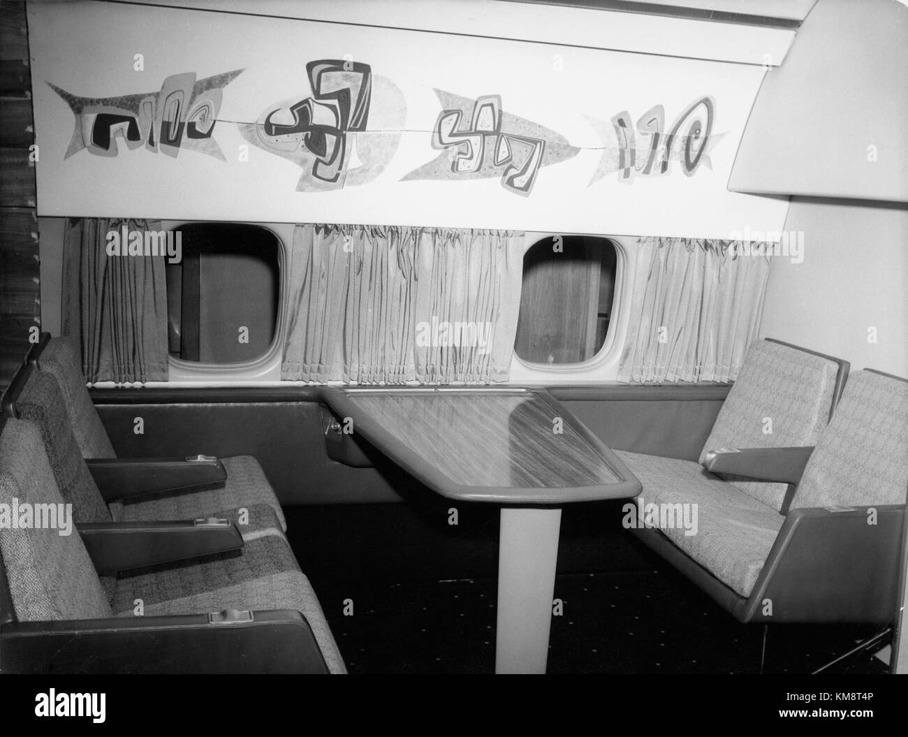 Sas Dc 8 33 Interior Cabin New Decor 10 Stock Photo
