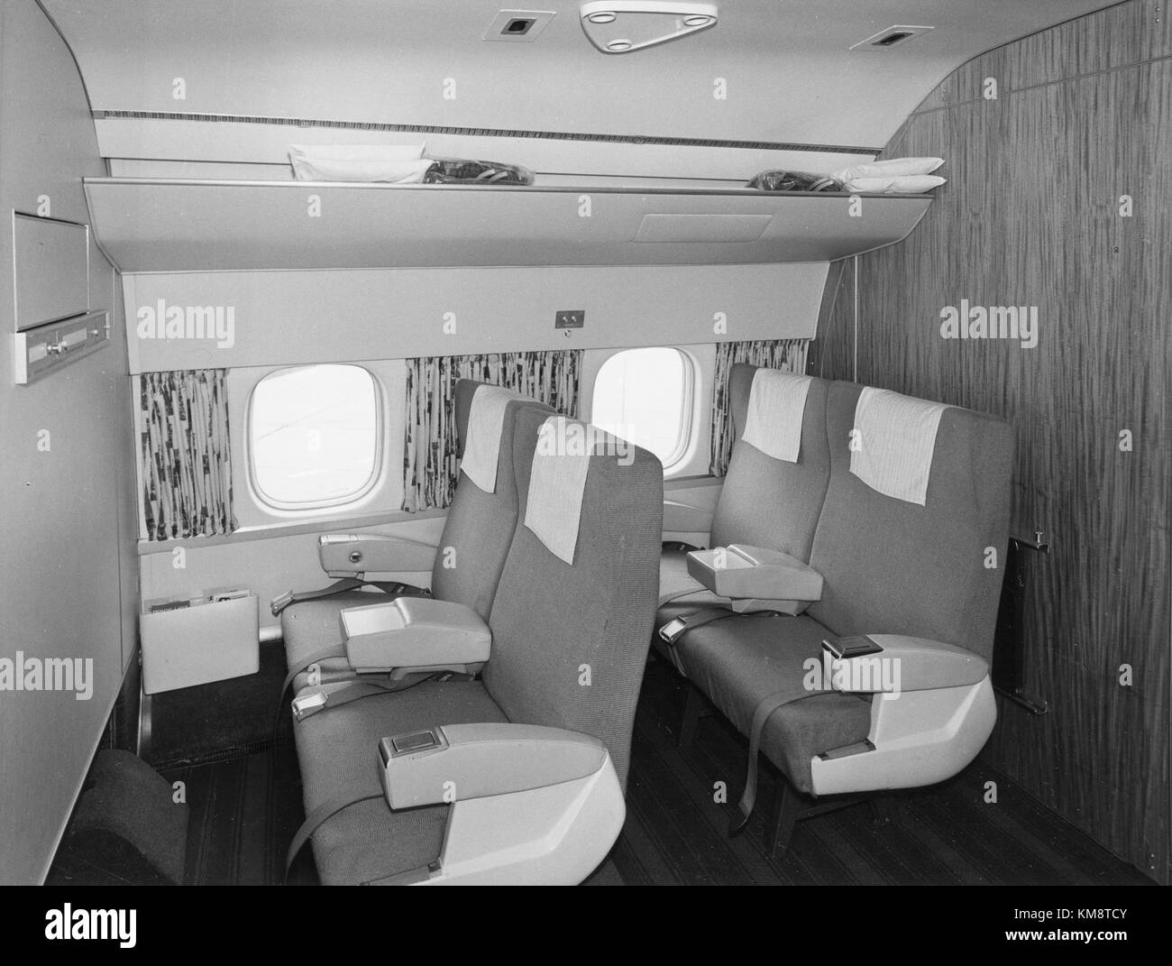 Sas Dc 8 33 Interior And Design Before Delivery Cabin And