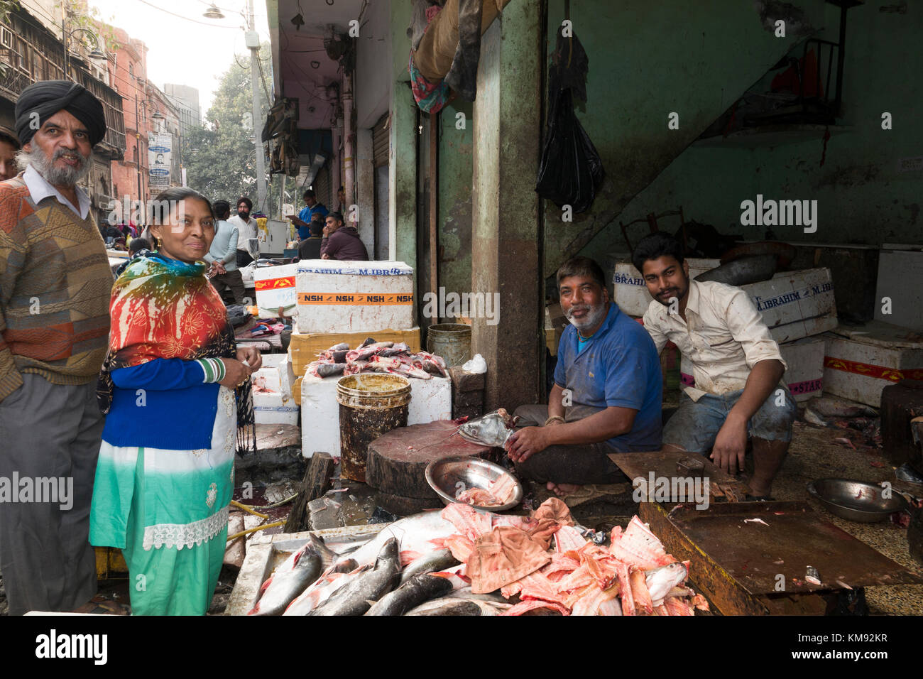 Street market vendors in Amritsar, Punjab, India Stock Photo