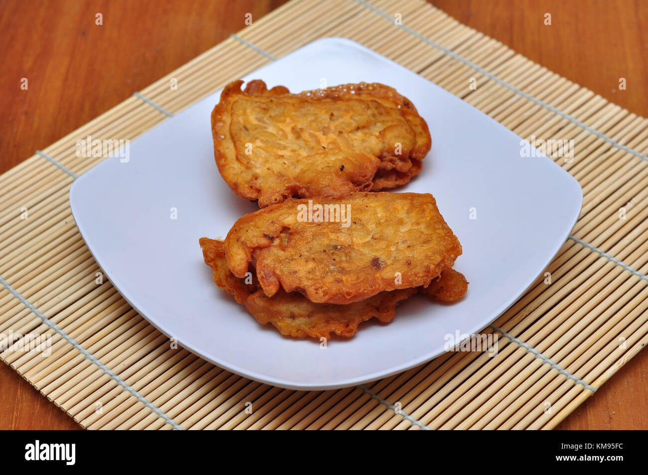 Fried Tempeh Ready to Eat Stock Photo Alamy