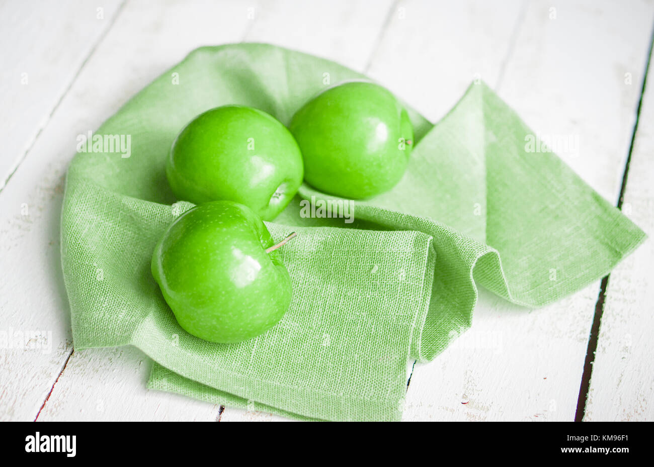Fresh Farm Raised Apples On Rustic Wooden Background Stock Photo - Alamy