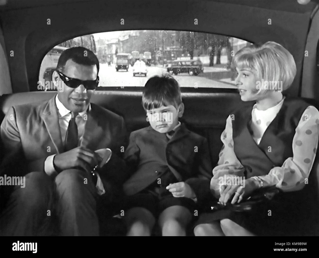 BALLAD IN BLUE 1964 Twentieth Century Fox  film with from left Ray Charles, Piers Bishop, Mary Peach Stock Photo