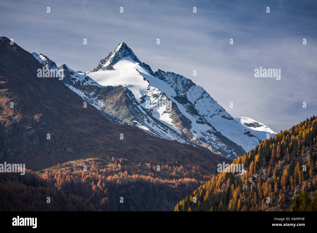 The snow capped Grossglockner mountain peak from Heiligenblut, Tyrol, Carinthia, Austria, Europe. Stock Photo