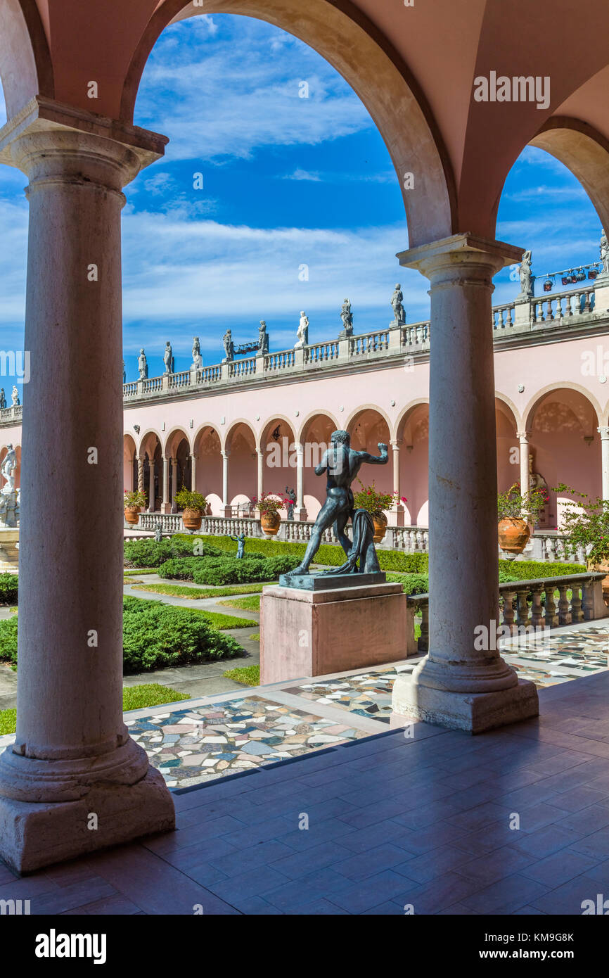 The Courtyard at The John and Mable Ringling Museum of Art in Sarasota ...