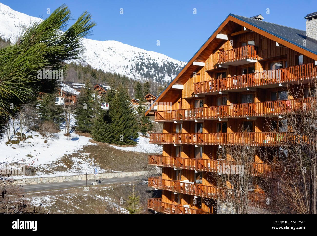 Chalets and ski lift cabins at Alpine ski resort Stock Photo - Alamy