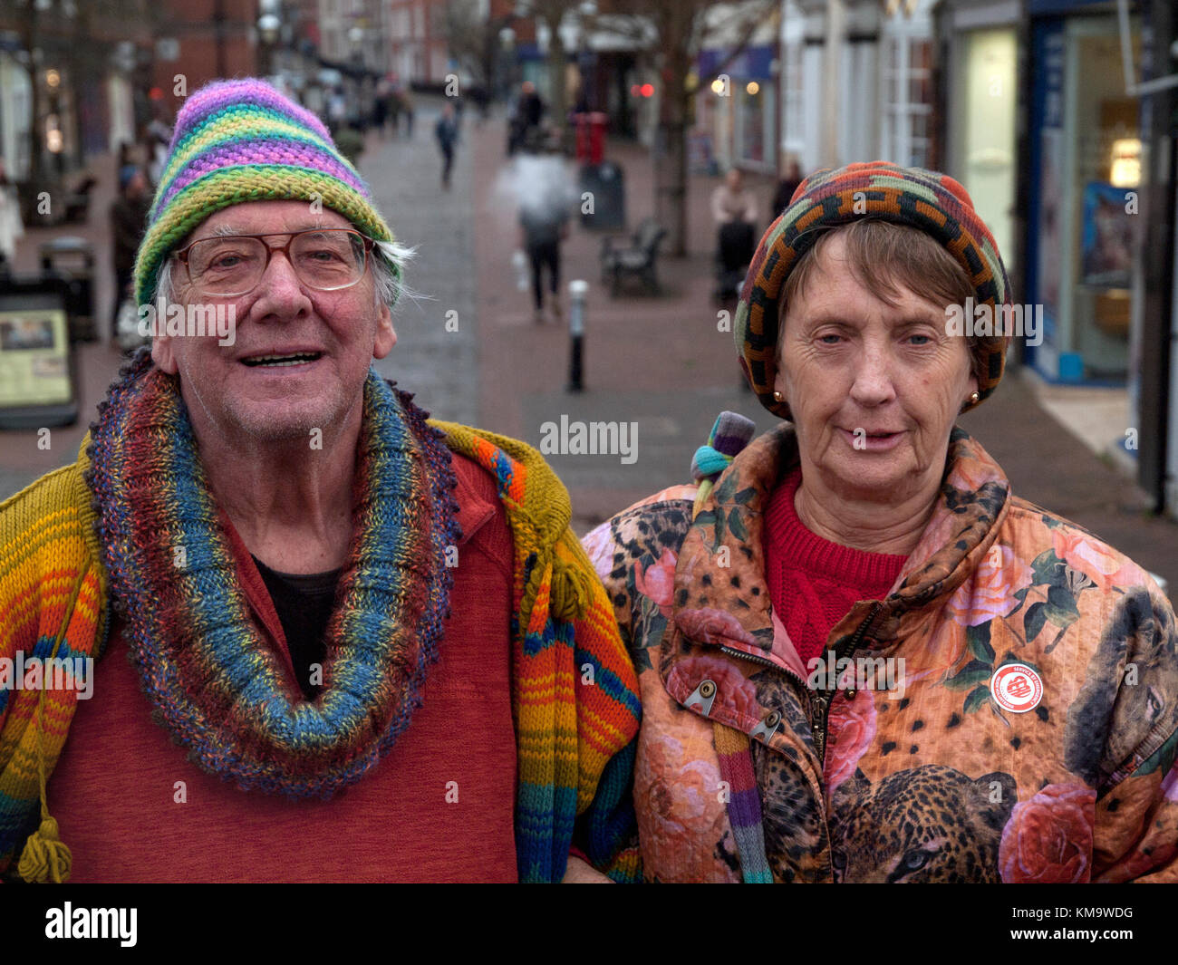 An elderly counterculture couple in Lewes, East Sussex Stock Photo