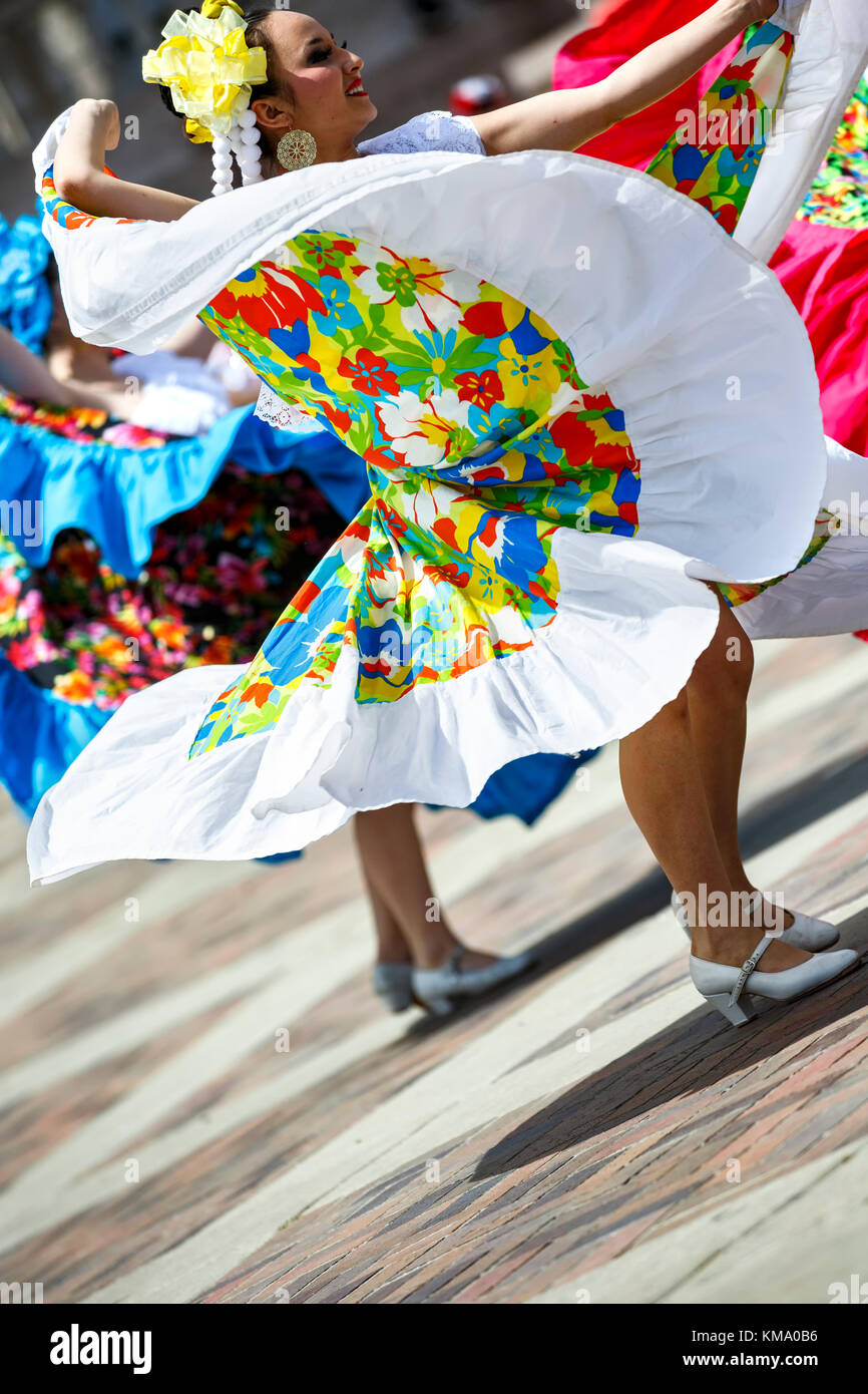 Mexican dancer, Cinco de Mayo Celebration, Civic Center Park, Denver, Colorado USA Stock Photo