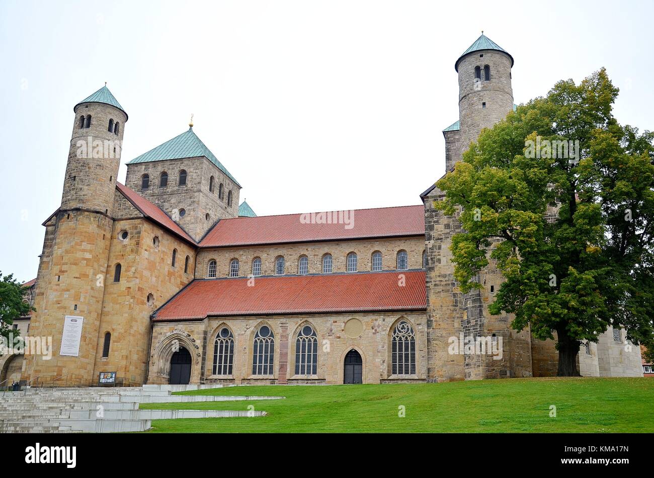 Hildesheim (Niedersachsen, Germany): Church of St. Michaelis Stock Photo