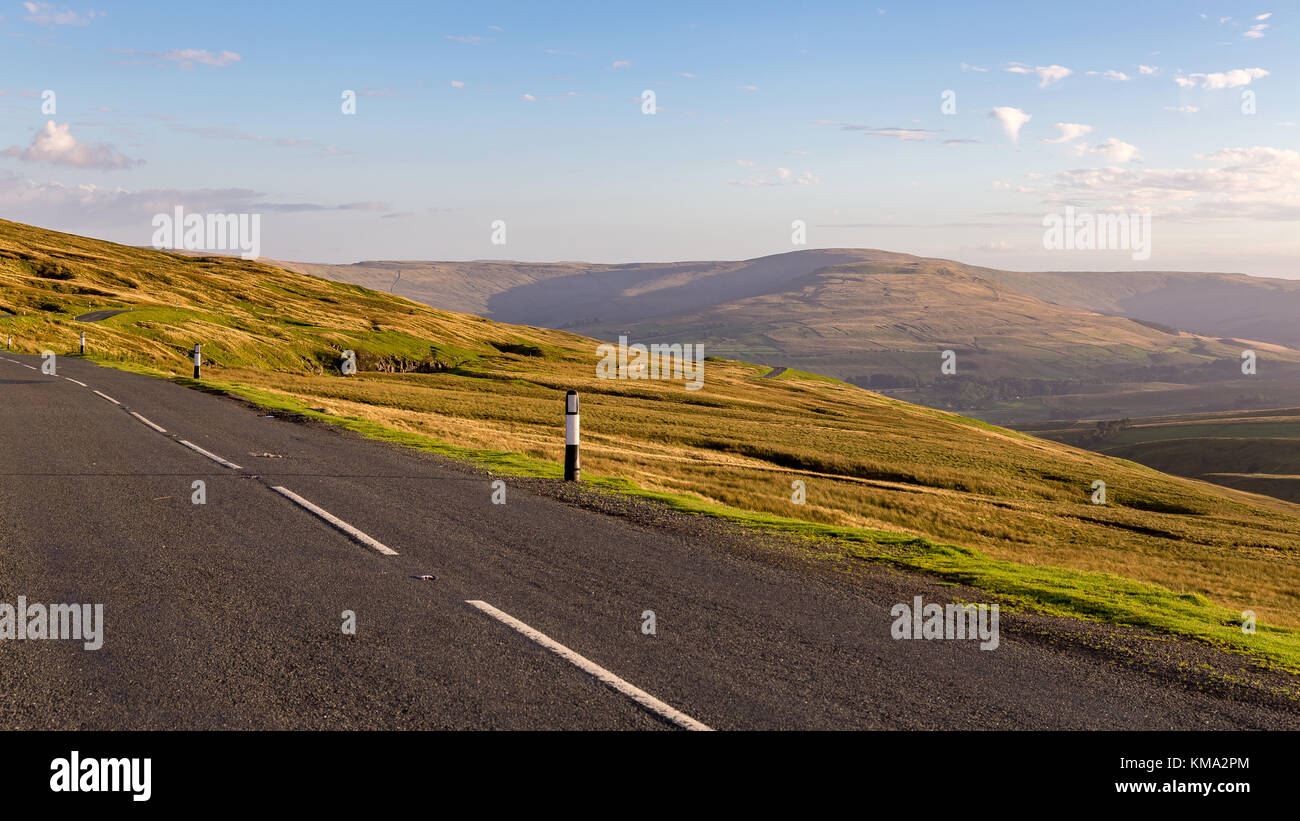 Buttertubs Pass between Thwaite and Simonstone, North Yorkshire, UK