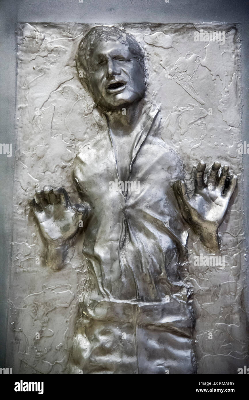 Han solo carbonite hi-res stock photography and images - Alamy