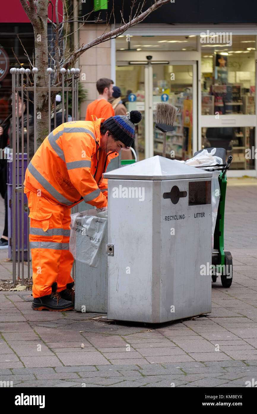 council workmen emptying bins Stock Photo Alamy