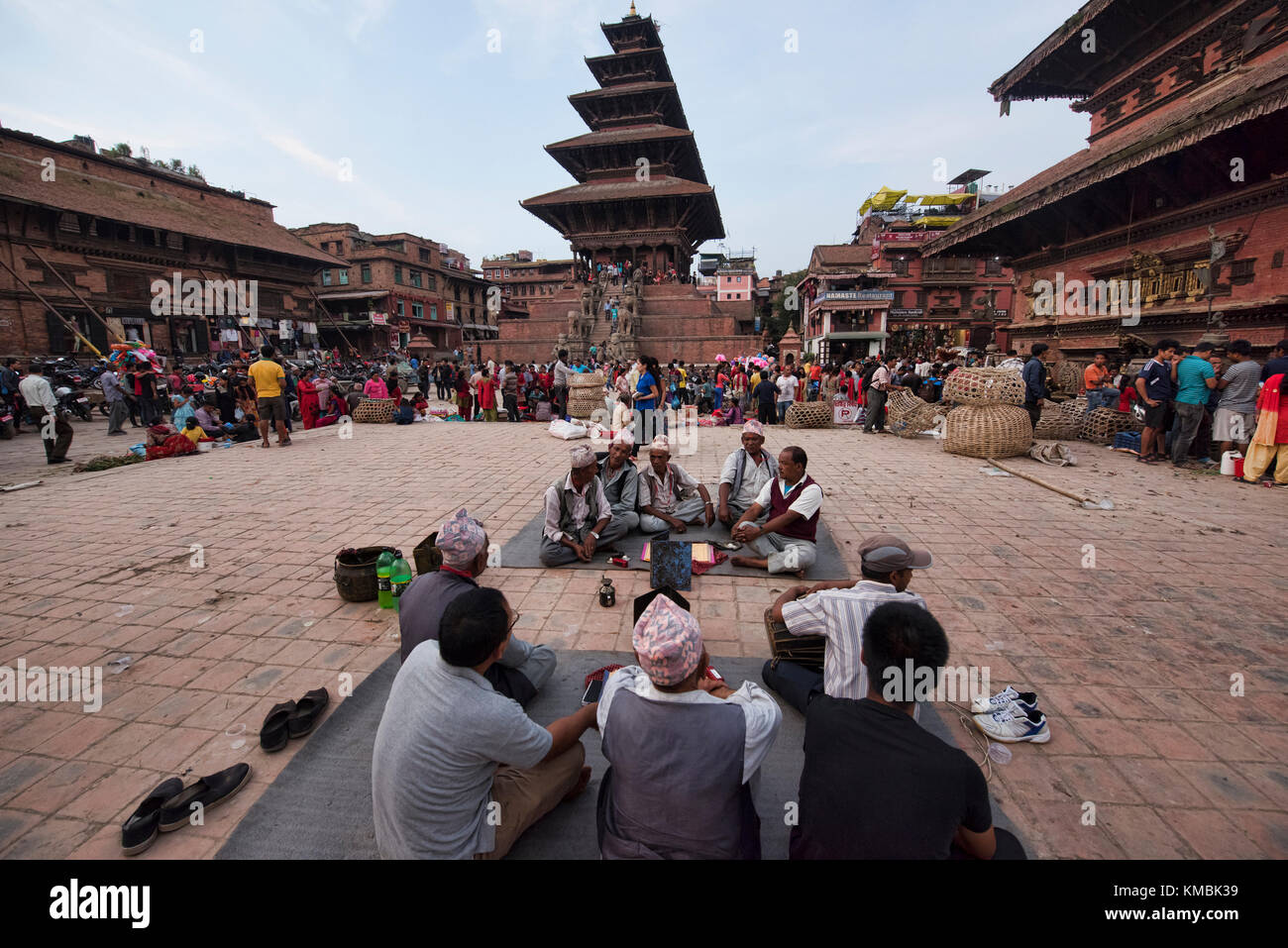 Singers in front of Nyatapola Temple in Taumadhi Square, Bhaktapur, Nepal Stock Photo