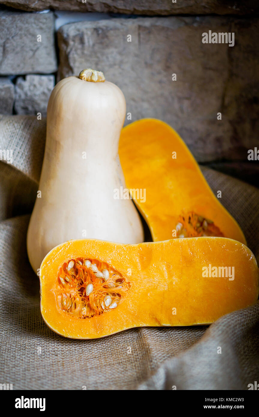 Peeled butternut squash hi-res stock photography and images - Alamy