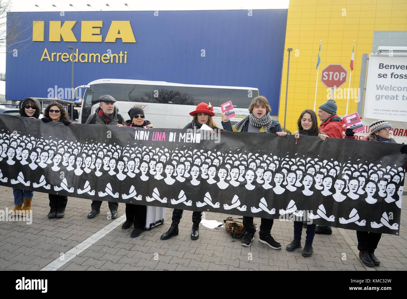 Protest by CGIL union to the IKEA in Corsico (East Milan perifery, Italy)  against unjustified dismissals Stock Photo - Alamy