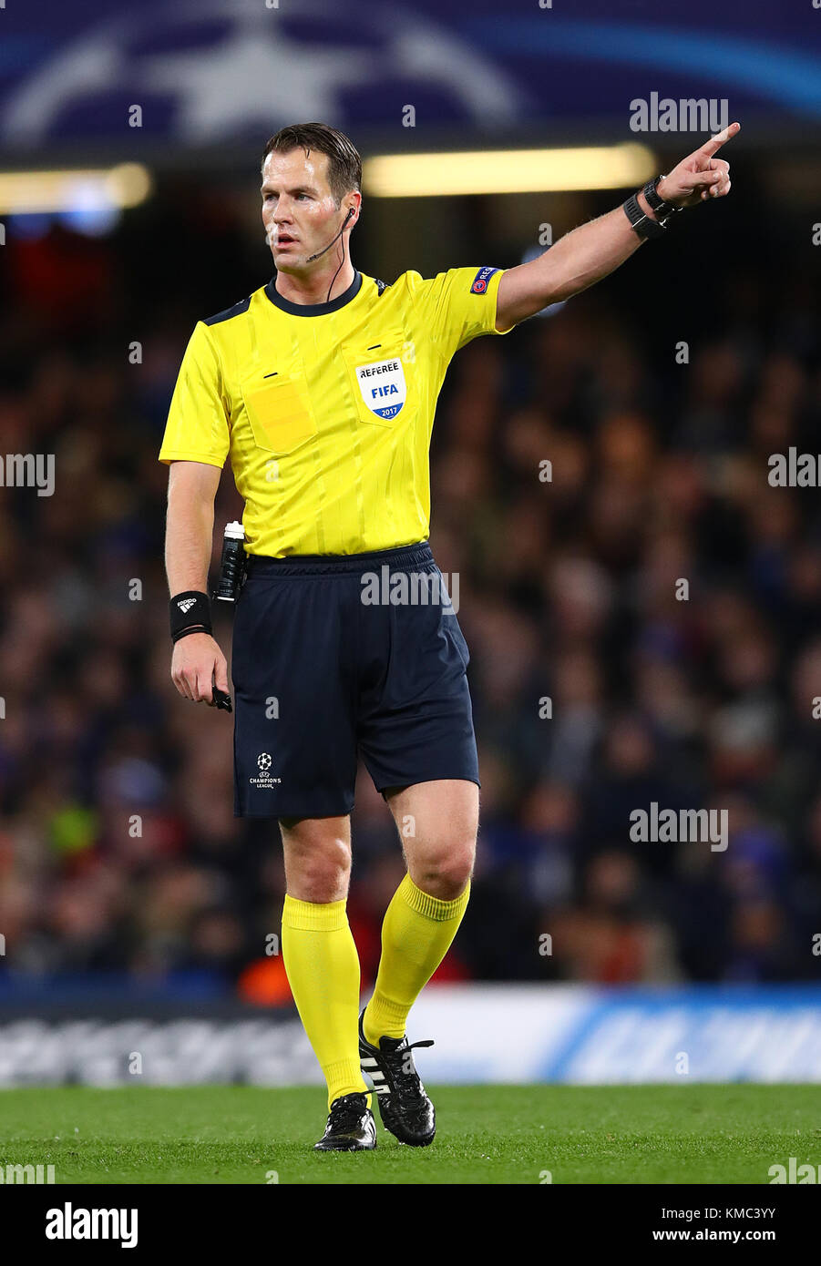Match Referee Danny Makkelie Stock Photo Alamy
