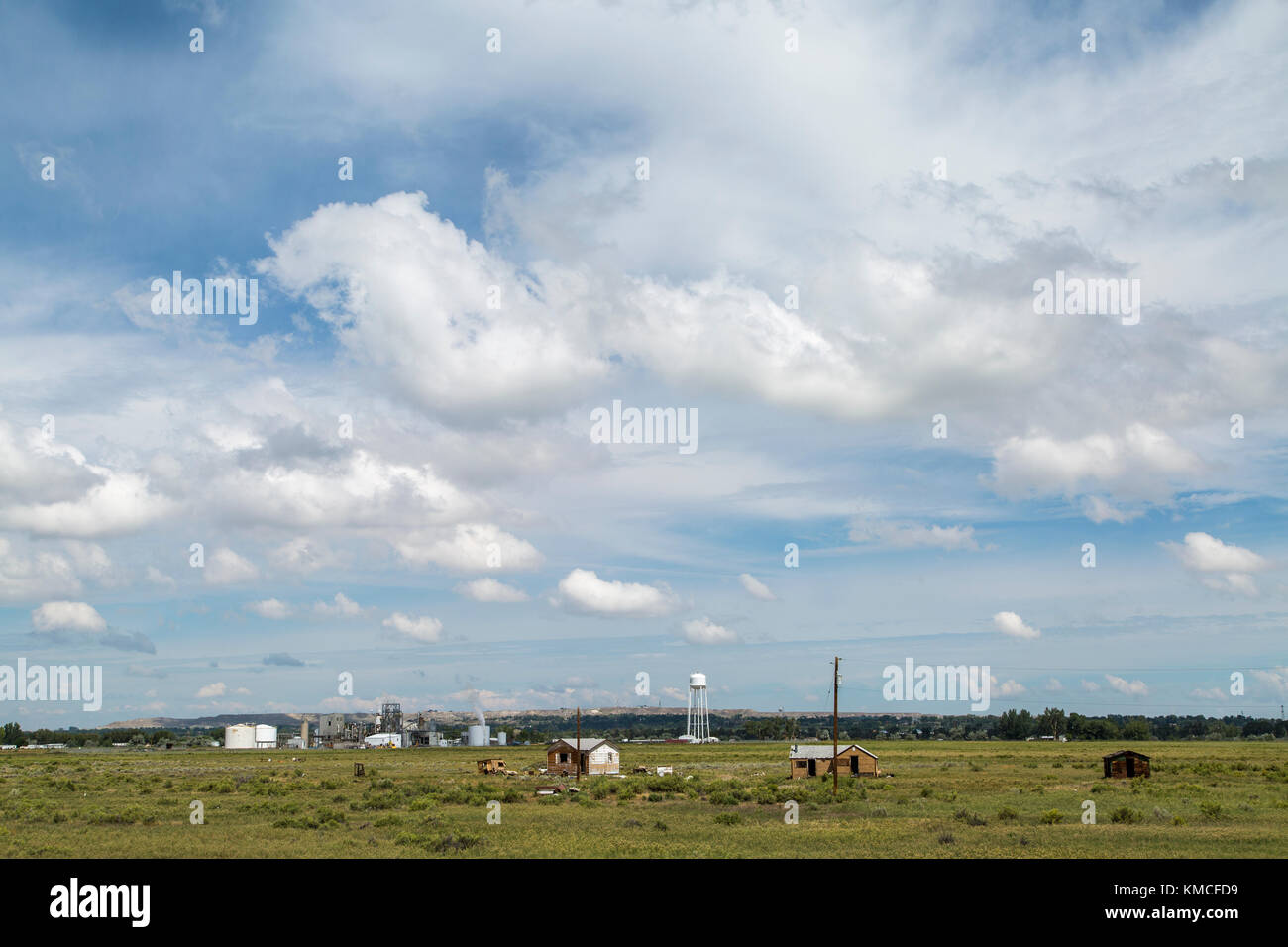 houses on the wind river indian reservation Stock Photo Alamy