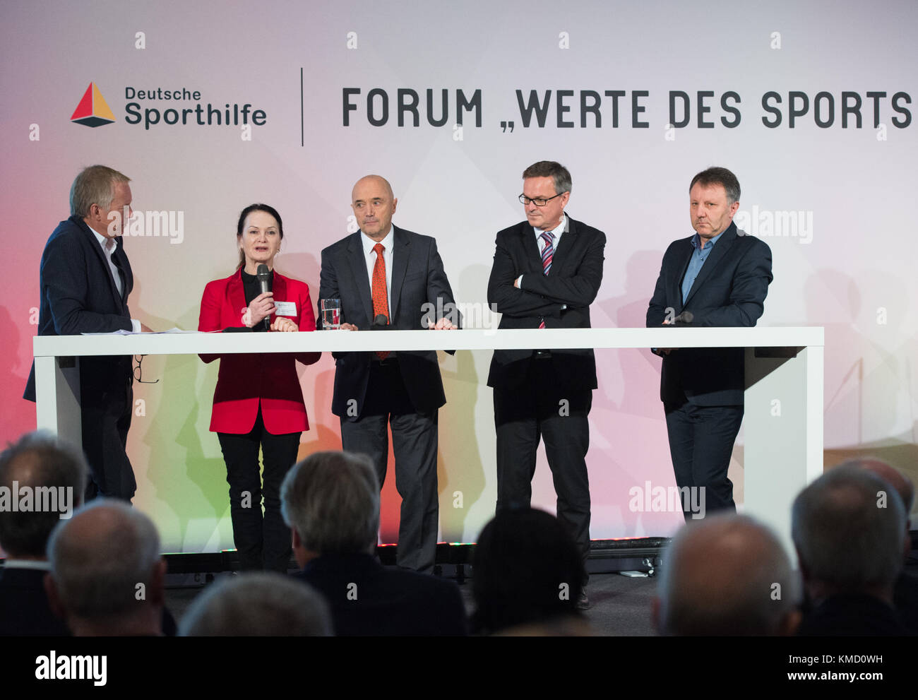 Gespraechsrunde with Moderator Johannes B. KERNER, Prof.Dr. Karin