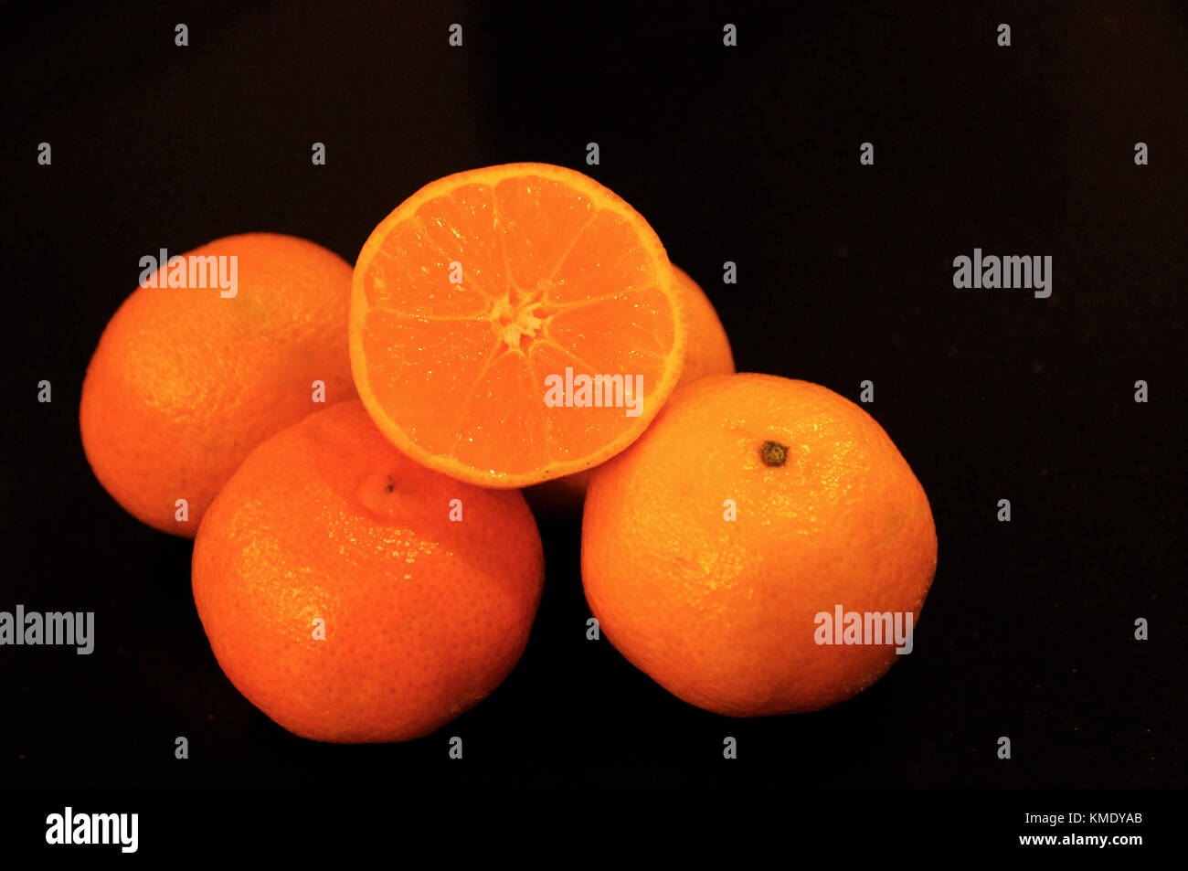 Juice clementines hires stock photography and images Alamy