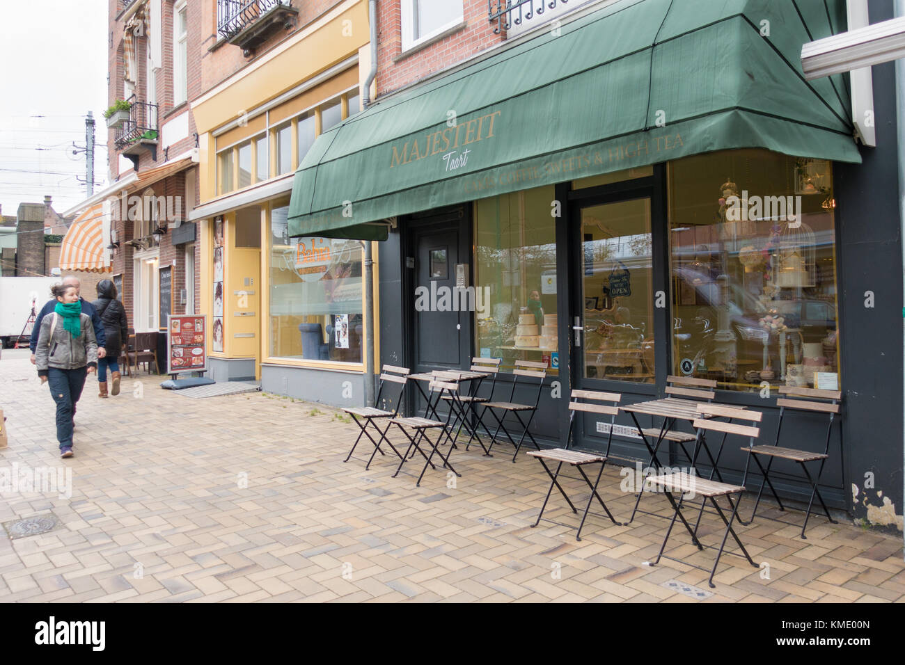 Exterior of Majesteit Taart, a bakery in the Javastraat in Amsterdam, The Netherlands Stock Photo