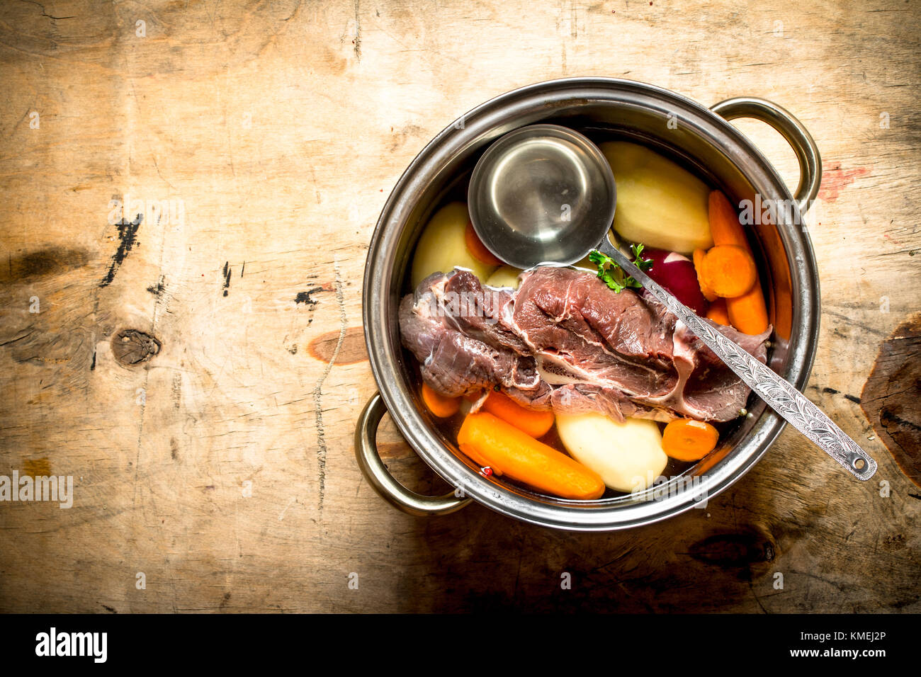 Big soup pot hi-res stock photography and images - Alamy