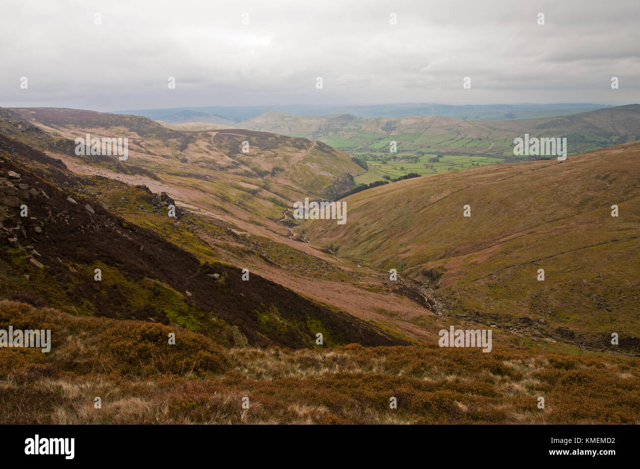 Looking down Grindsbrook Clough on Kinder Scout on a dull day in the Peak District National Park Stock Photo