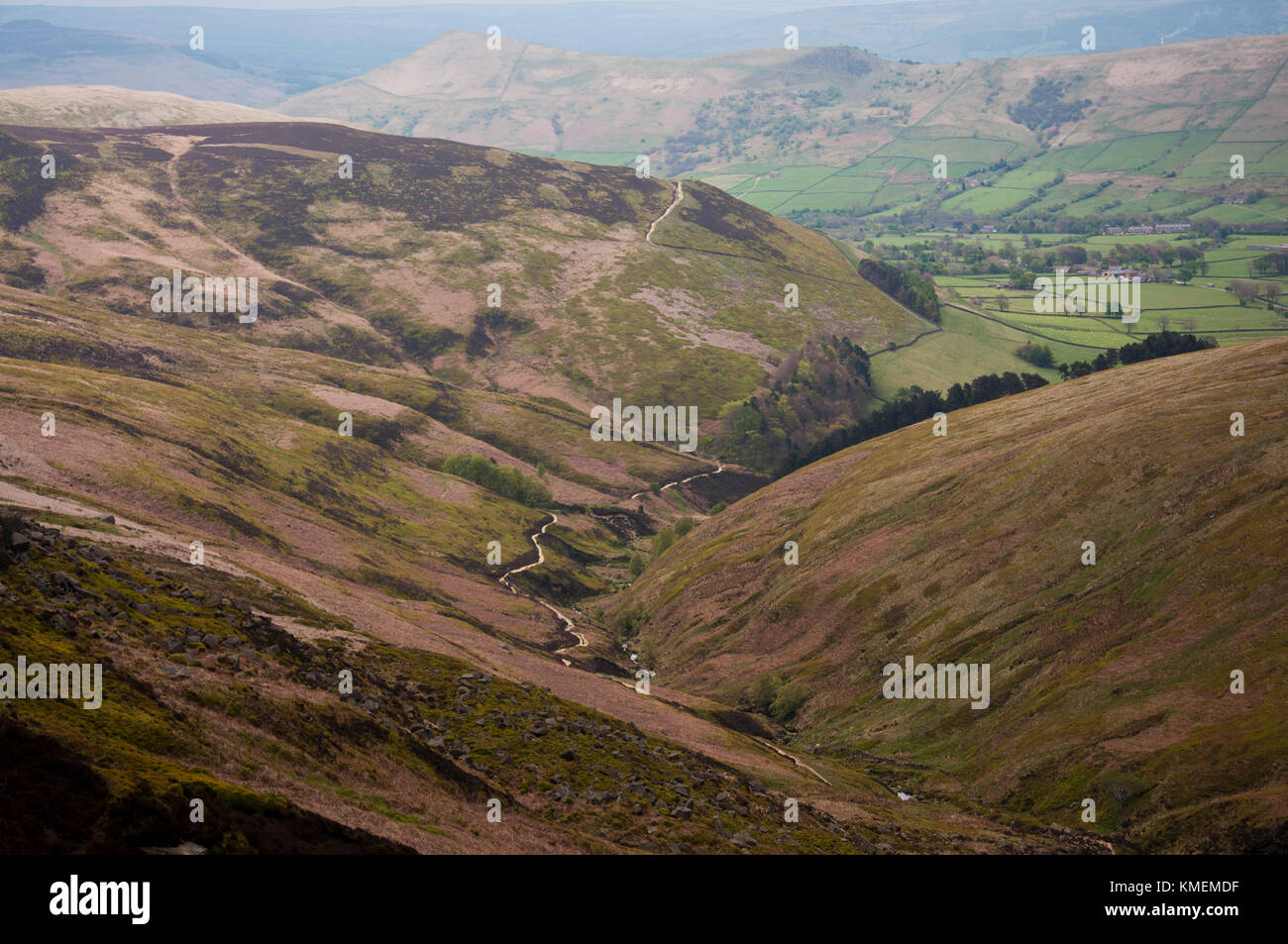 Looking down Grindsbrook Clough on Kinder Scout on a dull day in the Peak District National Park Stock Photo