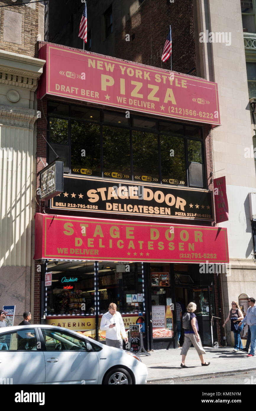 Stage Door Delicatessen Nyc Usa Stock Photo 167511000 Alamy