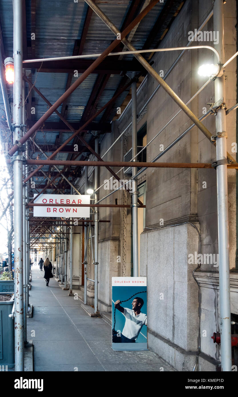 New york building scaffolding hi-res stock photography and images - Alamy